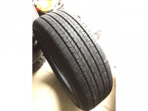 Lốp 215/60r16 bridgestone turanza er33 90% gai