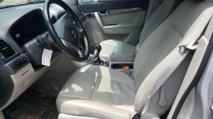 Bán Chevrolet Captiva LT 2.4MT số sàn sản xuất 2013 màu ghi bạc mẫu mới