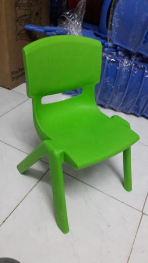Bàn ghế siêu bền dành cho các bé mầm non