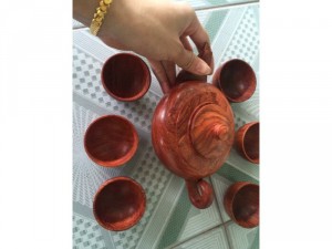 Ấm chén gỗ