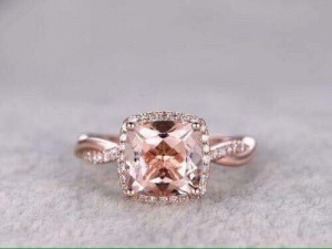 Đá Morganite