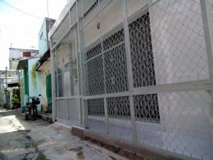 Nhà đường 30/4, đang cho thuê 3tr/T, hẻm thông 3m, nhà mới, căn góc,nỡ hậu, MT 6m, 1,4tỷ