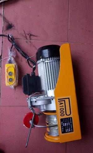 Tời kéo mini 1 phase dùng để nâng hạ các vật liệu nặng không tốn sức và tiết kiệm chi phí nhân công
