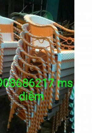 bàn ghế mây thông dụng giá rẻ nhất