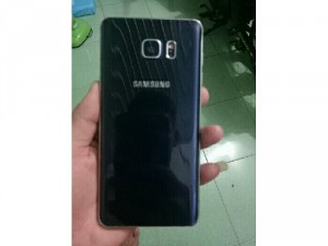 Galaxy Note 5 màu đen