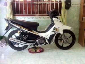 Cần mua jupiter-novo 4