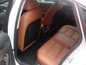 Cần bán AUDI A4 sx 2014 TFSI tự động màu trắng zin đẹp một chủ từ đầu.