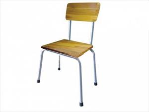 Ghế gỗ siêu rẻ dành cho các trường mầm non.