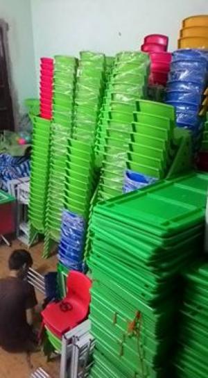 Ghế nhựa nhập khẩu, giá siêu rẻ dành cho các bé