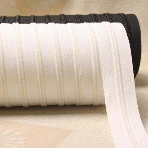 Dây khóa kéo nylon số 3 giá rẻ màu trắng hoặc đen 200 yards