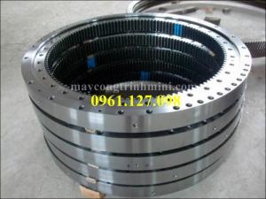 Bánh răng quay toa máy xúc hitachi