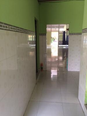 Bán nhà và nền nhà