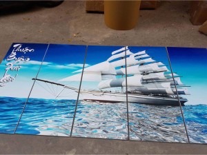 Tranh nghệ thuật thuyền buồm xuôi gió