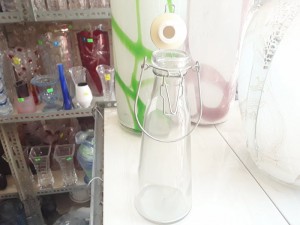 Chai thủy tinh nắp gài sứ 500ml