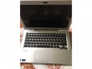 Sony Vaio VPCSB I3/4GB/500GB -Zin - BH 3th