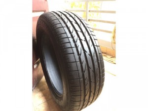 Lốp bridgestone 235/60R18 99%, xuất xứ tây ban nha