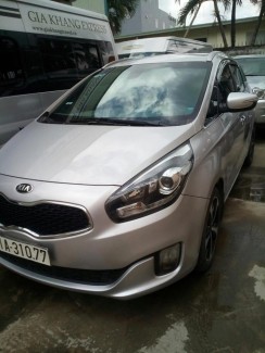Thuê xe 4 chỗ ngày thường 600.000/ngày
T7 và CN 800.000/ngày