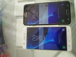 Samsung j7