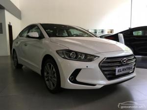 Elantra 2017 Giá Khủng Tháng 11 Giảm Đến 70 Triệu Đồng Tiền Mặt