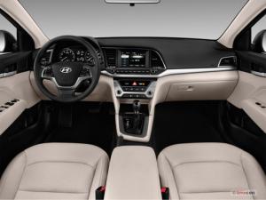 Elantra 2017 Giá Khủng Tháng 11 Giảm Đến 70 Triệu Đồng Tiền Mặt