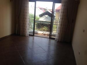 Bán nhà cực hiếm siêu vip ngõ phố Hoàng Cầu 72m2 x 7 tầng.