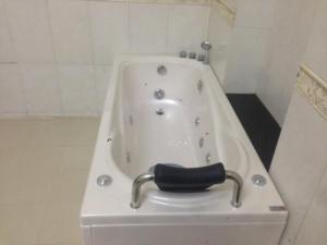 Bán nhà cực hiếm siêu vip ngõ phố Hoàng Cầu 72m2 x 7 tầng.
