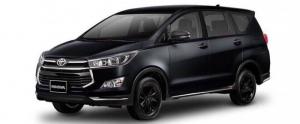 Toyota Innova 2.0 Ventuner Màu Đen Giao Ngay.