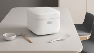 Sản phẩm hỗ trơ hơn 3000 phương pháp nấu cơm cùng 200 loại gạo khác nhau, có thể tự động điều chỉnh theo từng phương pháp nấu và loại lúa khác nhau thông qua mã vạch trên mỗi loại gạo.