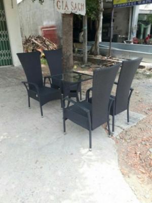 Bán nhiều loại bàn ghế mây thanh lí giá rẻ
