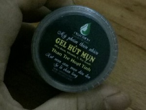 Gel hút mụn than tre hoạt tính