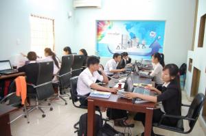 Trực tiếp quản lý hơn 100 fanpage facebook đa dạng lĩnh vực