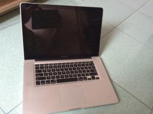 Macbook Pro 2011 / 15.4 inch / core i7 /500gb /8gb