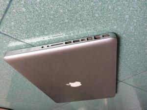 Macbook Pro 2011 / 15.4 inch / core i7 /500gb /8gb