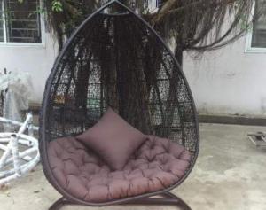 xích đu sân vườn