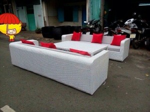 Sofa mây nhựa cần thanh lý gấp