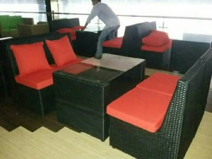 Sofa mây nhựa cần thanh lý gấp