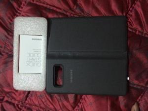 Tôi cần bán 2 bao da điện thoại Clear View Note 8 vàng, LED View Note 8 đen