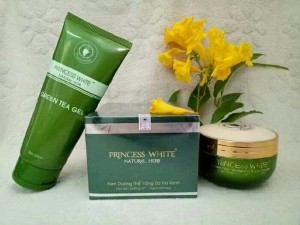 Dưỡng trắng body trà xanh + tặg gel ttbc