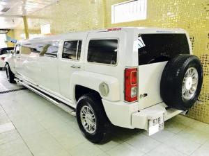 Cần bán chiếc Siêu xe Limosine 3 khoang Hummer H3 tự động nhập Mỹ màu trắng