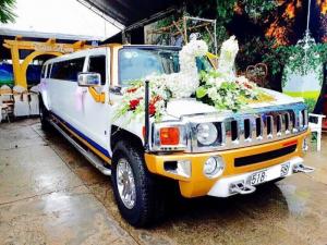 Cần bán chiếc Siêu xe Limosine 3 khoang Hummer H3 tự động nhập Mỹ màu trắng
