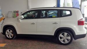 Chevrolet Orlando 7 chỗ, số tự động, vay Ngân hàng 100%, giảm giá sốc