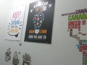 Xưởng tranh phẳng trang trí văn phòng khởi nghiệp