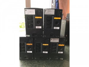 Kích điện 12v lên 220 dùng cho mất điện