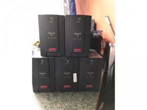 Kích điện 12v lên 220 dùng cho mất điện