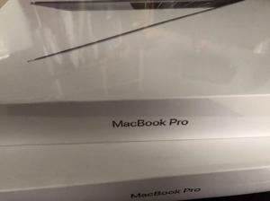 MacBook Pro 15-inch 2017 MPTT2LL/a Touch Bar new 100% USA chưa active giá siêu tốt