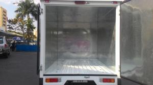 xe tải suzuki 750kg thùng kín
