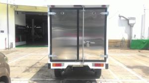 xe tải suzuki 750kg thùng kín
