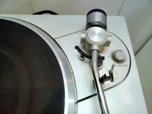 Đầu đĩa thanh Pioneer PL-260 hàng bãi