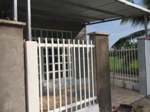 Nhà mới xây xong gần chợ Tú Điền trường Chuyên Bến Tre