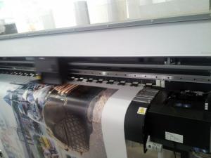 In tranh canvas mực dầu trên máy in Nhật